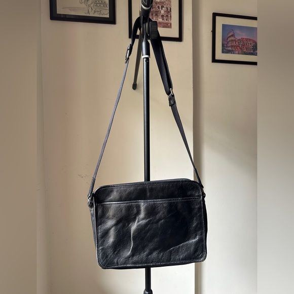 COACH Crossbody Bag - Picture 6 of 9